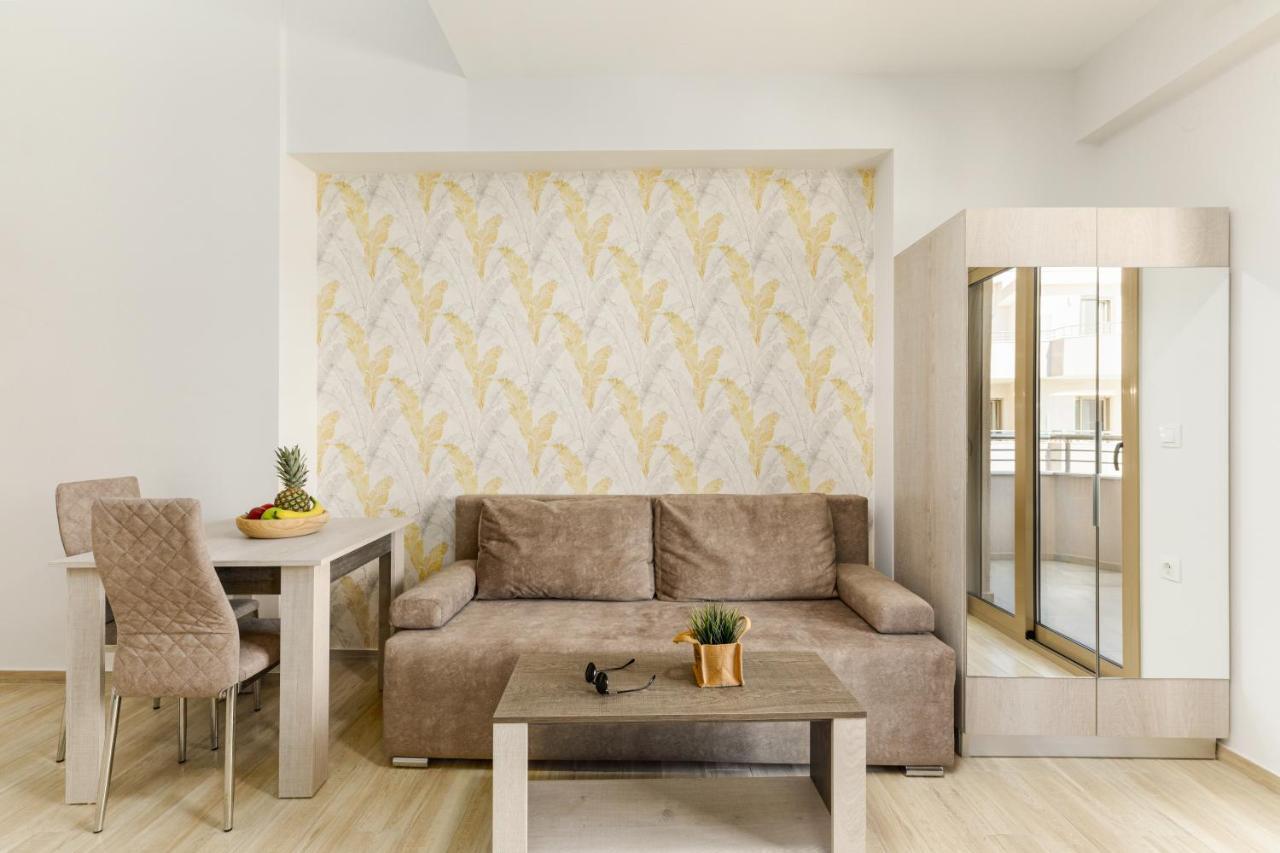 Aria Garden Apartment
