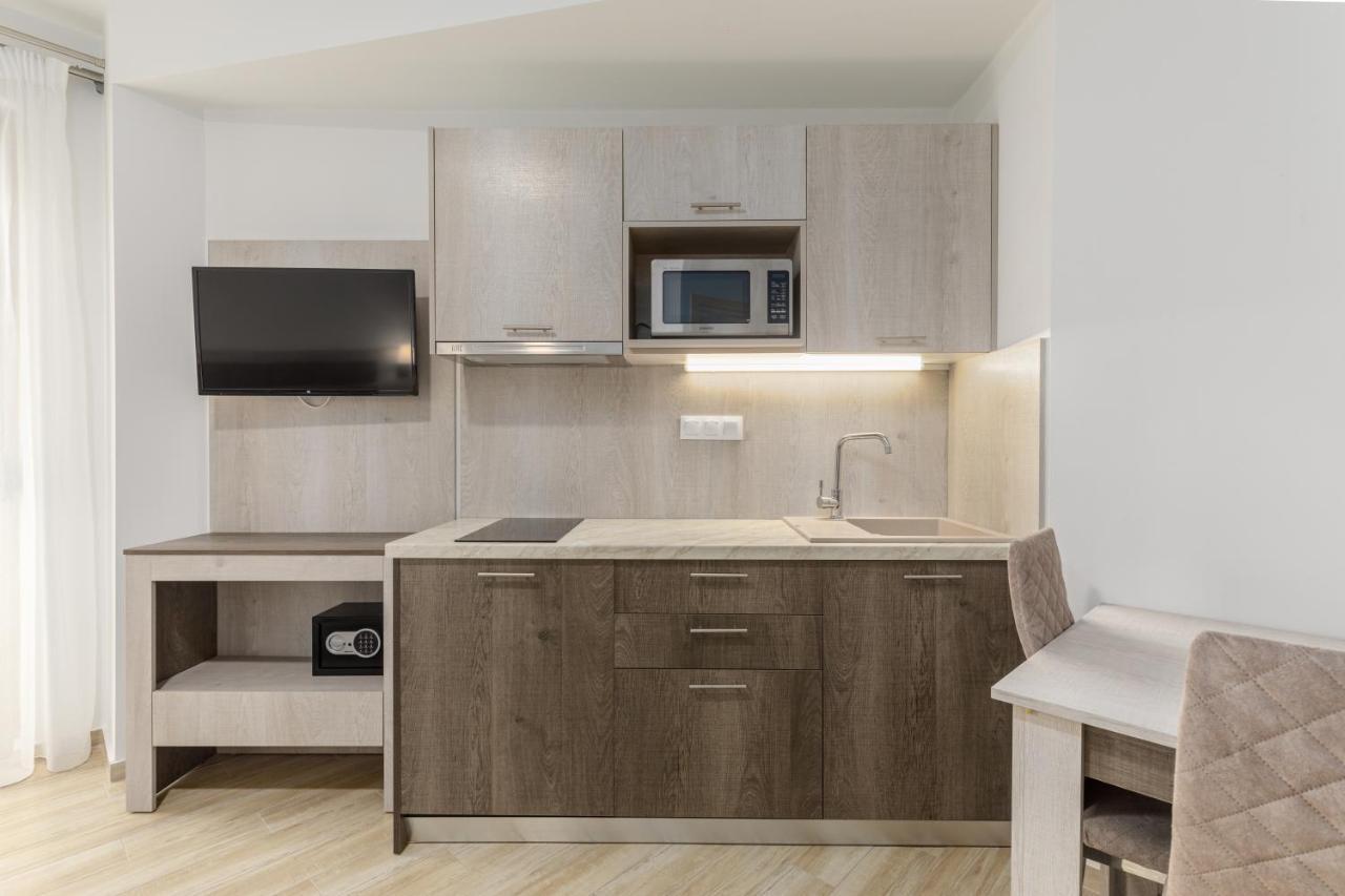 Aria Garden Apartment